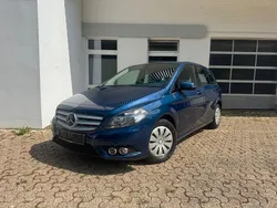 Blau Gebraucht 2013 Mercedes B180 Van / Kleinbus | 13.480 € (Guter Preis)