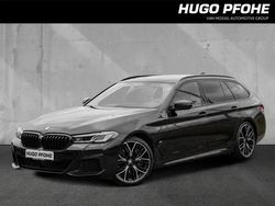 Black sapphire metallic Gebraucht 2020 BMW 530 Shadowline Kombi | 42.789 €