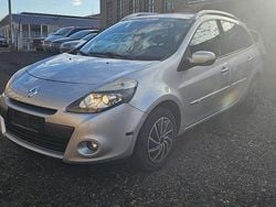 Silber Gebraucht 2009 Renault Clio GrandTour Kombi | 2.690 € (Fairer Preis)