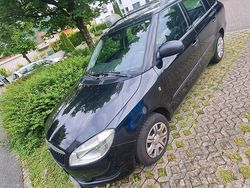 Schwarz Gebraucht 2010 Skoda Fabia Kombi | 4.000 € (Fairer Preis)
