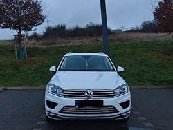 Weiß Gebraucht 2018 VW Touareg Exclusive SUV | 34.000 € (Teuer)