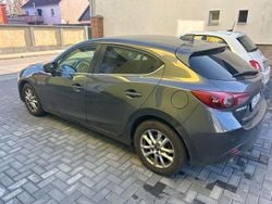 Grau Gebraucht 2014 Mazda 3 Center-Line Limousine | 4.850 € (Superpreis)