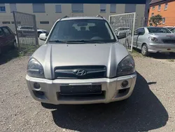 Grau Gebraucht 2009 Hyundai Tucson Edition+ SUV | 3.800 € (Fairer Preis)