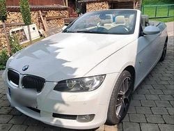 Weiß Gebraucht 2008 BMW 330 Cabriolet Cabrio | 9.900 € (Fairer Preis)