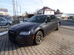 Grau Gebraucht 2017 Chrysler 300C Limousine | 22.999 € (Teuer)