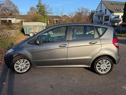 Grau Gebraucht 2011 Mercedes A160 Elegance Limousine | 7.900 € (Etwas zu teuer)