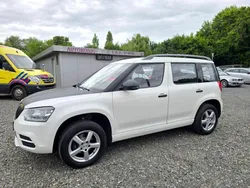 Weiß Gebraucht 2015 Skoda Yeti Active SUV | 6.990 € (Guter Preis)