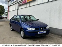 Blau Gebraucht 2002 Seat Cordoba Stella Limousine | 1.950 €