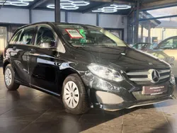 Schwarz Gebraucht 2017 Mercedes B180 Van / Kleinbus | 13.990 € (Fairer Preis)