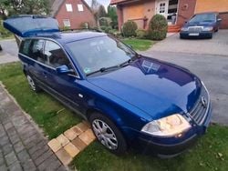 Gebraucht 2002 VW Passat Family Limousine | 800 € (Superpreis)