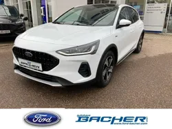 Weiß Gebraucht 2023 Ford Focus Active X Limousine | 27.900 € (Etwas zu teuer)