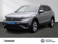 Pyrit silber Gebraucht 2024 VW Tiguan Allspace Life SUV | 35.980 € (Fairer Preis)