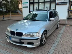 Silber Gebraucht 2002 BMW 330 Kombi | 3.999 € (Fairer Preis)