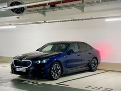 Blau Gebraucht 2024 BMW i5 Performance Limousine | 63.300 €
