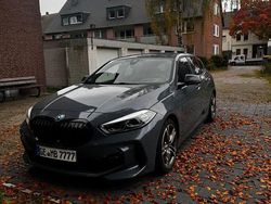 Grau Gebraucht 2019 BMW 118 M Sport Kleinwagen | 18.700 € (Teuer)