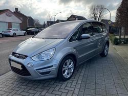 Grau Gebraucht 2015 Ford S-MAX S Van / Kleinbus | 4.800 € (Superpreis)
