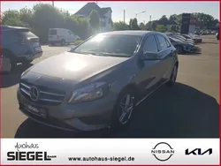 Braun Gebraucht 2014 Mercedes A180 Limousine | 13.490 € (Teuer)