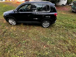 Schwarz Gebraucht 2010 VW Tiguan SUV | 10.500 € (Fairer Preis)