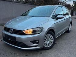 Grau Gebraucht 2015 VW Golf Sportsvan Comfortline Van / Kleinbus | 8.790 € (Guter Preis)