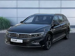 Mangangrau metallic Gebraucht 2023 VW Passat Elegance Kombi | 40.990 €