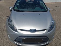 Silber Gebraucht 2011 Ford Fiesta Trend Kleinwagen | 3.250 € (Fairer Preis)