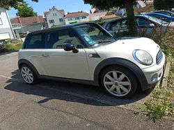 Beige Gebraucht 2009 Mini Cooper Kleinwagen | 2.350 €