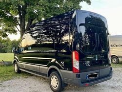 Schwarz Gebraucht 2018 Ford Transit Trend Van / Kleinbus | 28.500 €