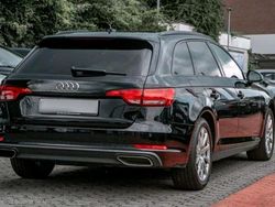 Schwarz Gebraucht 2019 Audi A4 Kombi | 16.000 €