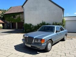 Blau Gebraucht 1987 Mercedes S260 Limousine | 11.100 €