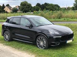 Schwarz Gebraucht 2015 Porsche Cayenne S Sport SUV | 58.500 €