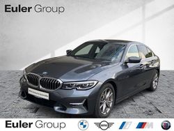 Grau Gebraucht 2020 BMW 330 Performance Limousine | 32.988 € (Fairer Preis)