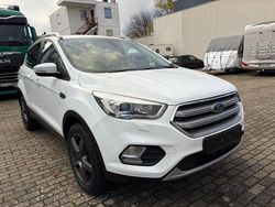 Weiß Gebraucht 2019 Ford Kuga Titanium SUV | 11.999 € (Guter Preis)