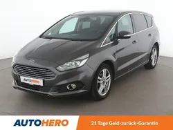 Grau Gebraucht 2016 Ford S-MAX Titanium Van / Kleinbus | 12.990 € (Fairer Preis)
