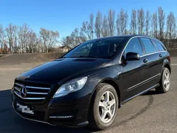 Schwarz Gebraucht 2011 Mercedes R300 Van / Kleinbus | 17.500 €