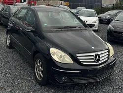 Schwarz Gebraucht 2008 Mercedes B170 Van / Kleinbus | 1.250 € (Superpreis)