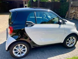 Weiß Gebraucht 2017 Smart ForTwo Coupé Passion Coupé | 8.900 € (Fairer Preis)