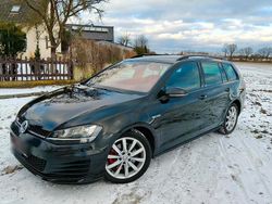 Schwarz Gebraucht 2016 VW Golf VII GTD Kombi | 10.999 € (Etwas zu teuer)
