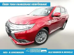 Dynamik rot premium metallic Gebraucht 2020 Mitsubishi Outlander P-HEV Plus SUV | 25.029 € (Fairer Preis)