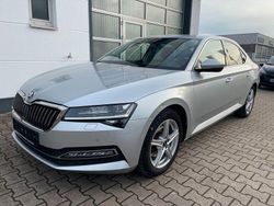 Brilliantsilber metallic Gebraucht 2021 Skoda Superb Style Limousine | 24.800 € (Fairer Preis)