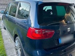 Blau Gebraucht 2012 Seat Alhambra Reference Van / Kleinbus | 7.300 € (Fairer Preis)
