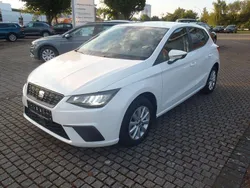 Weiß Gebraucht 2022 Seat Ibiza Style Limousine | 15.979 € (Fairer Preis)