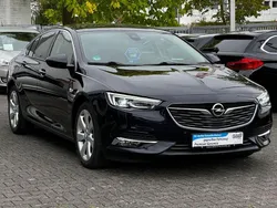 Blau Gebraucht 2018 Opel Insignia Dynamic Limousine | 13.950 € (Fairer Preis)