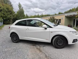 Weiß Gebraucht 2011 Seat Ibiza Kleinwagen | 5.000 € (Etwas zu teuer)