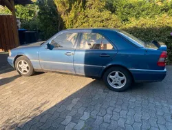 Blau Gebraucht 1993 Mercedes C180 Limousine | 1.600 €