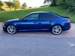 Blau Gebraucht 2016 Audi A4 Sport Limousine | 19.700 € (Superpreis)