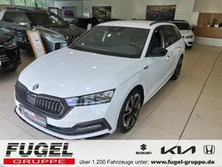 Moonweiss metallic Gebraucht 2024 Skoda Octavia SportLine Kombi | 30.799 € (Superpreis)