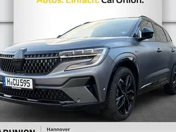 Grau Gebraucht 2024 Renault Austral Iconic Esprit Alpine SUV | 47.660 €