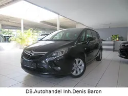 Schwarz Gebraucht 2012 Opel Zafira Tourer Van / Kleinbus | 4.180 € (Superpreis)
