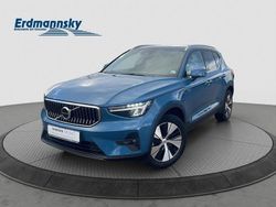 Blau Gebraucht 2022 Volvo XC40 Core SUV | 28.940 € (Guter Preis)