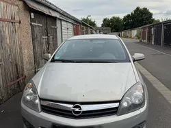Silber Gebraucht 2006 Opel Astra GTC Coupé | 1.250 € (Guter Preis)